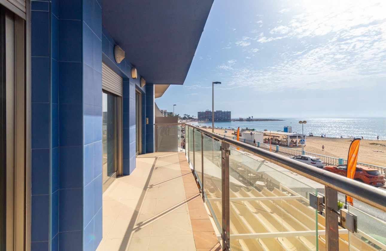 Resale - Apartment / flat - Torrevieja - Playa de los locos
