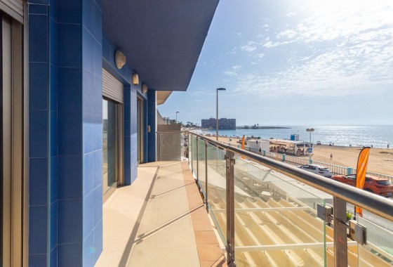 Resale - Apartment / flat - Torrevieja - Playa de los locos