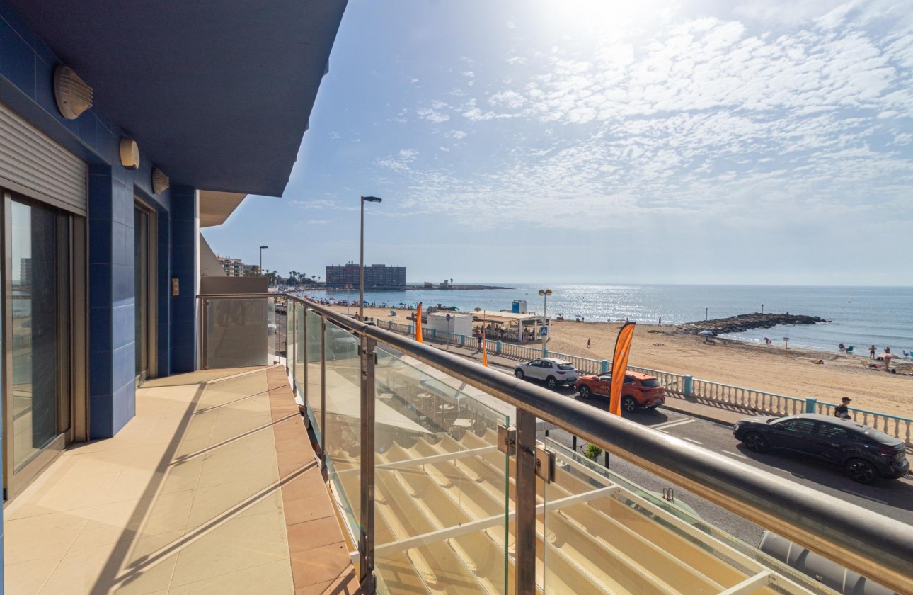 Resale - Apartment / flat - Torrevieja - Playa de los locos