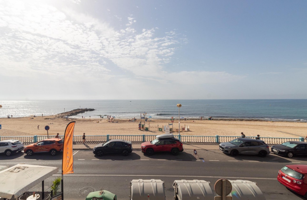 Resale - Apartment / flat - Torrevieja - Playa de los locos