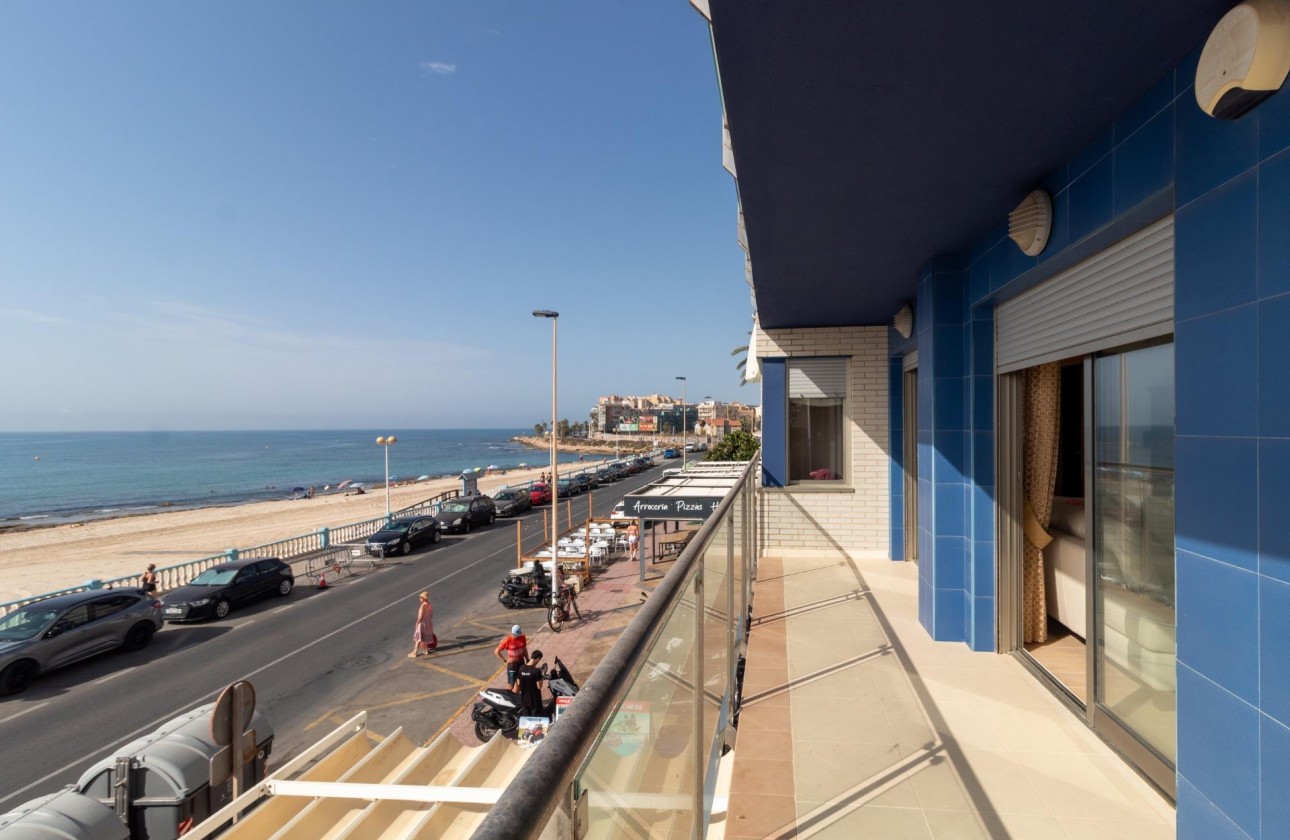 Resale - Apartment / flat - Torrevieja - Playa de los locos