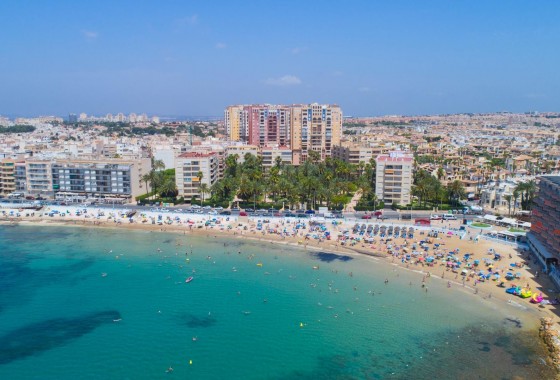 Resale - Apartment / flat - Torrevieja - Playa de los locos