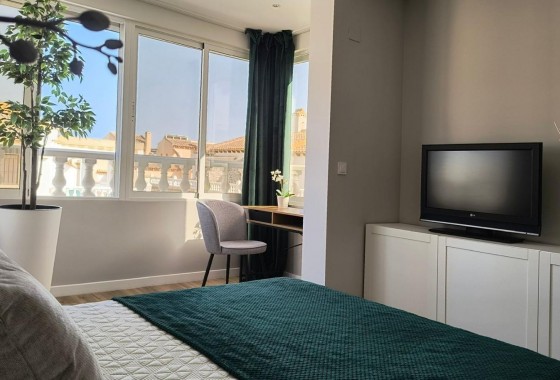 Resale - Villa - Orihuela - Urbanización Perla del Mar
