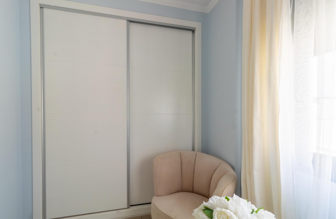 Revente - Villa - Orihuela Costa - Lomas de Cabo Roig