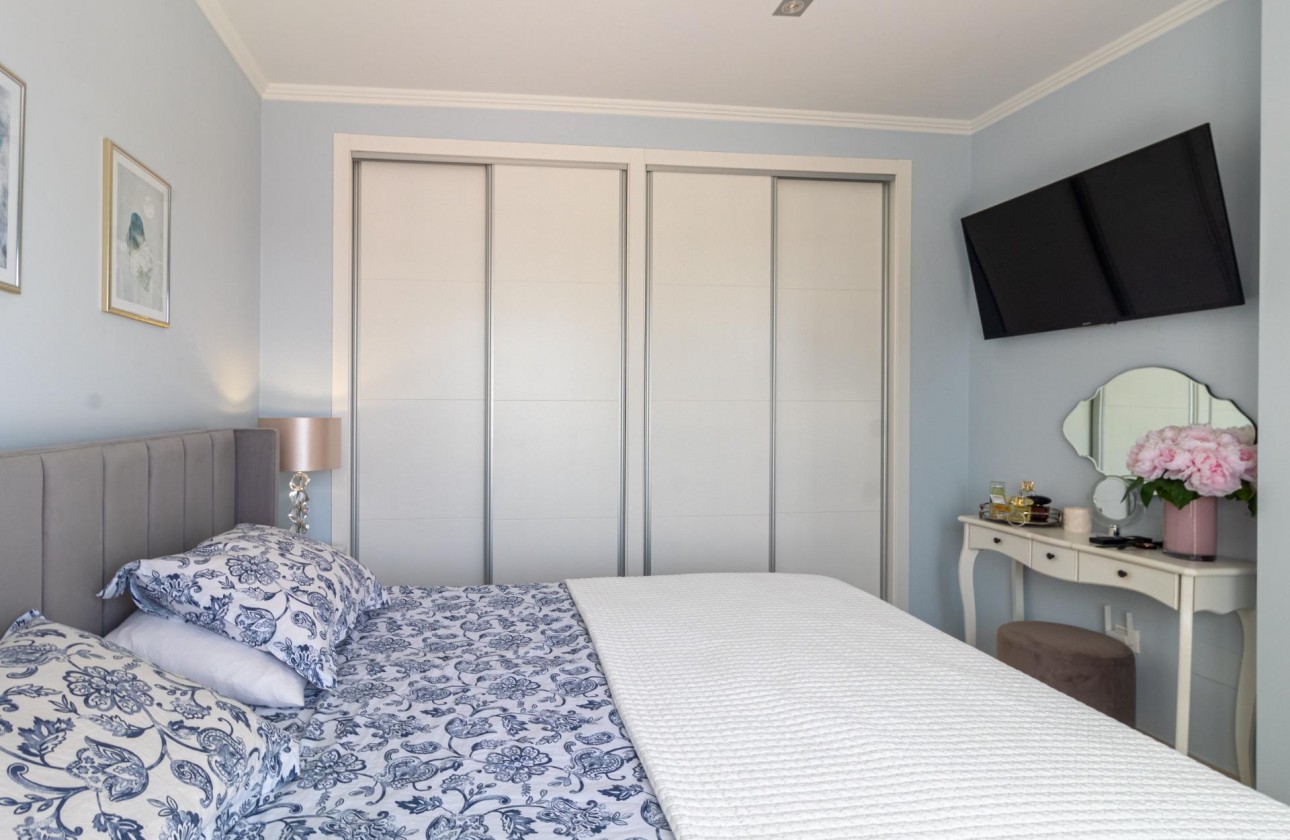 Revente - Villa - Orihuela Costa - Lomas de Cabo Roig
