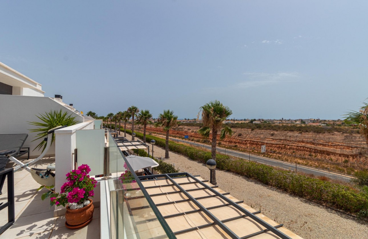 Revente - Villa - Orihuela Costa - Lomas de Cabo Roig