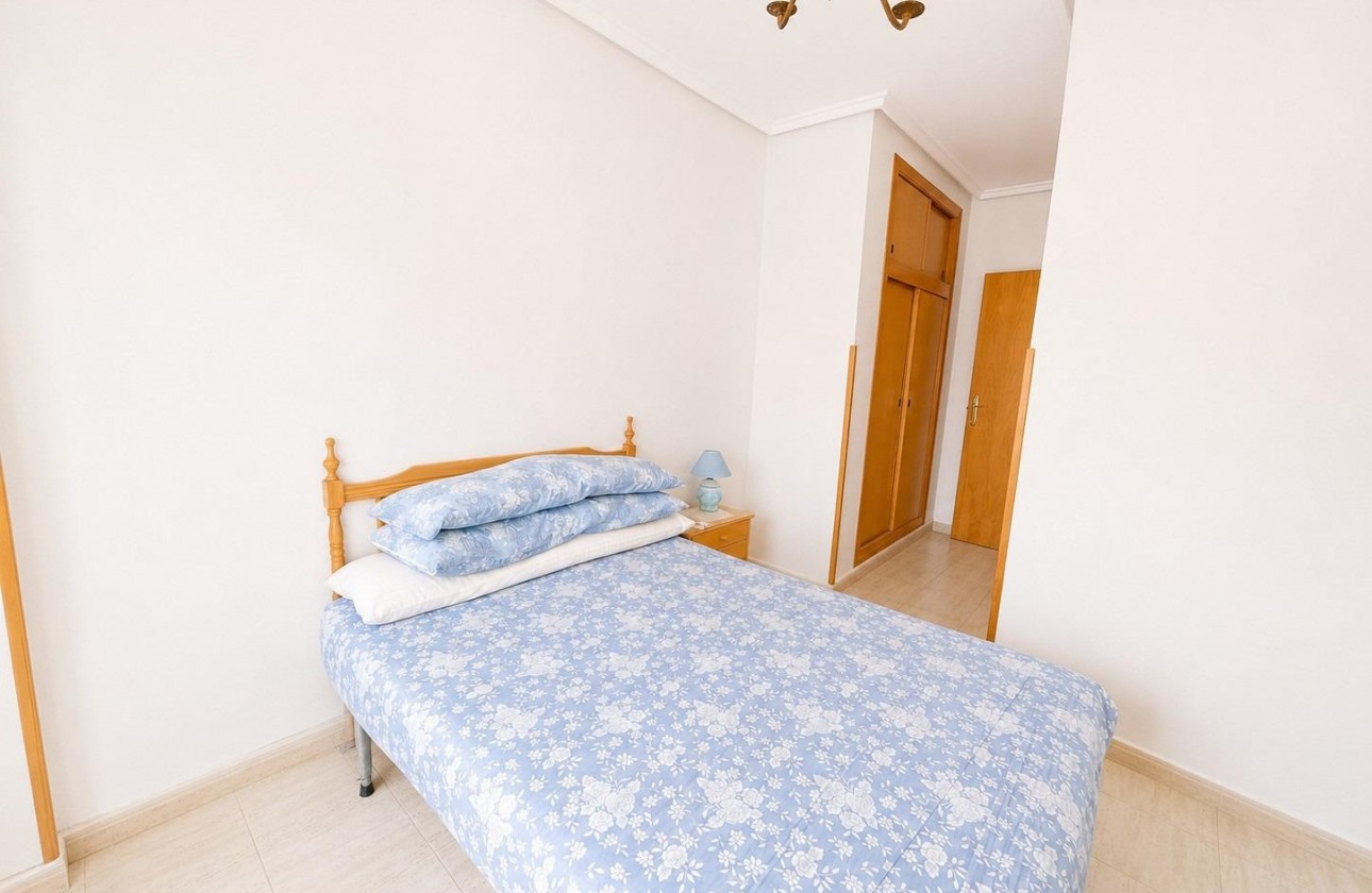 Resale - Apartment / flat - Torrevieja - Acequion