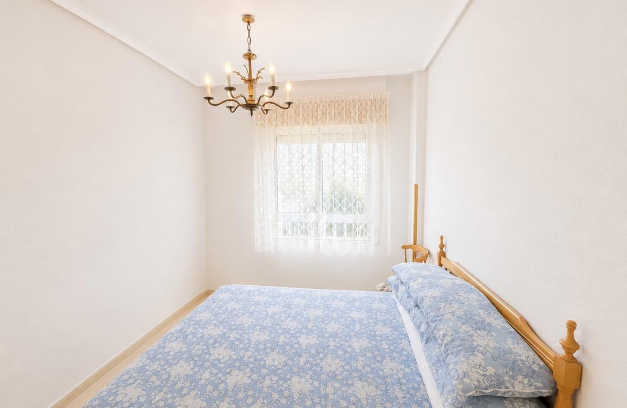 Resale - Apartment / flat - Torrevieja - Acequion