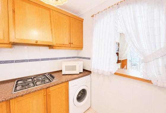 Resale - Apartment / flat - Torrevieja - Acequion