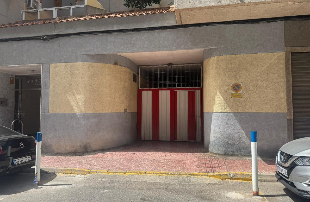 Resale - Garaje - Torrevieja - Playa Acequion