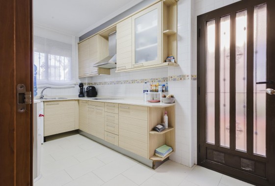 Resale - Villa - Torrevieja - Aguas Nuevas
