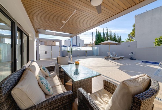 Resale - Villa - Torrevieja - Los balcones