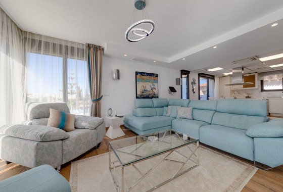 Resale - Villa - Torrevieja - Los balcones