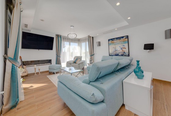 Resale - Villa - Torrevieja - Los balcones