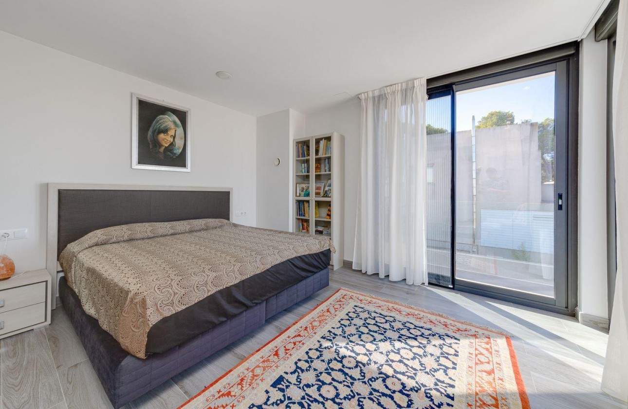 Resale - Villa - Torrevieja - Los balcones