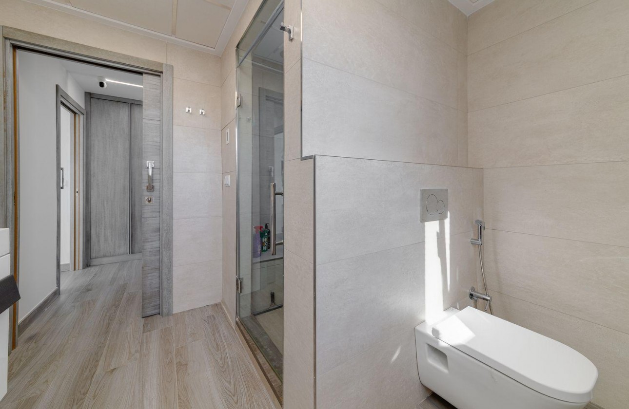 Resale - Villa - Torrevieja - Los balcones