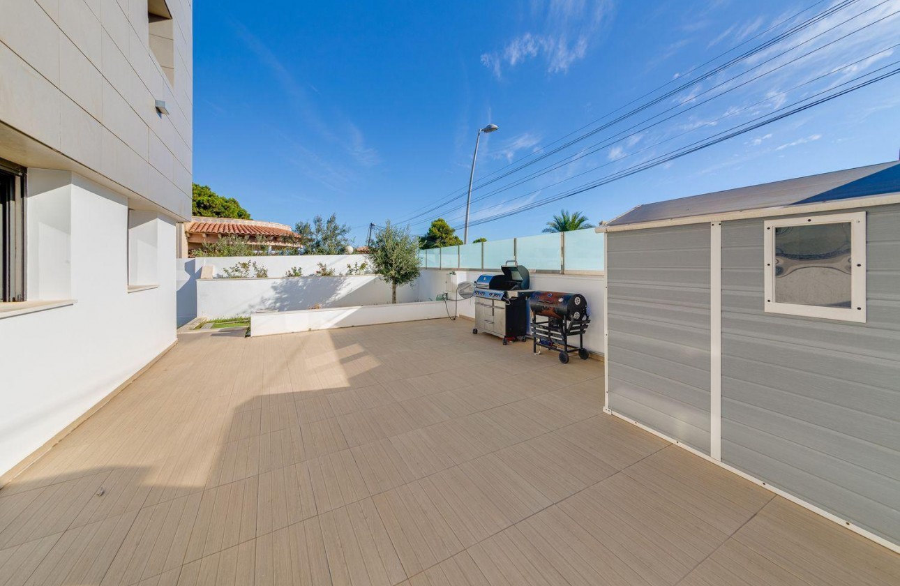 Resale - Villa - Torrevieja - Los balcones