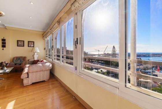 Resale - Apartment / flat - Torrevieja - CLUB NAUTICO TORREVIEJA