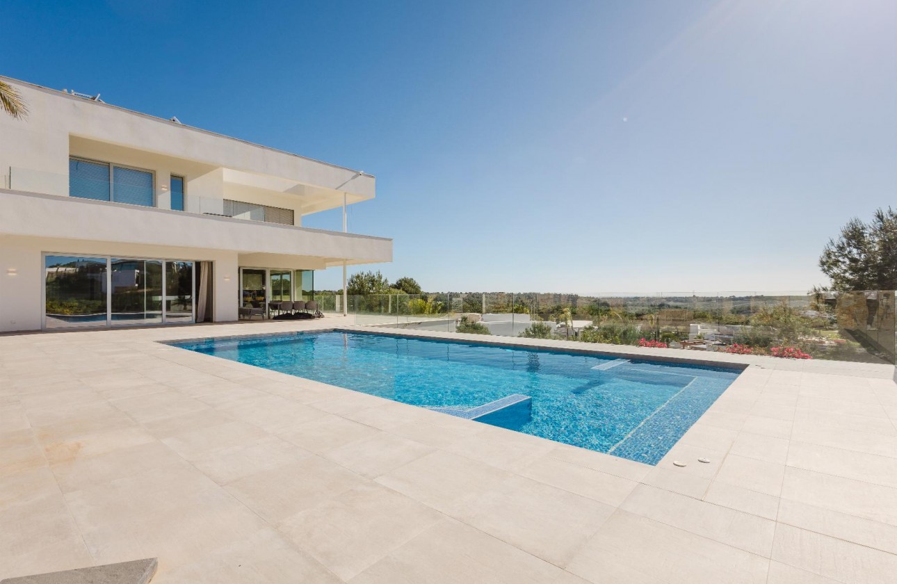 Resale - Villa - Orihuela Costa - Las Colinas Golf