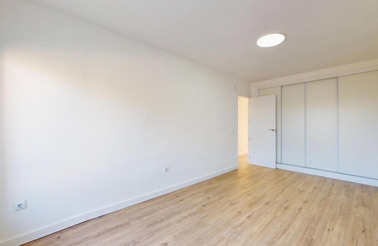 Resale - Bungalow - Orihuela Costa - Villamartín