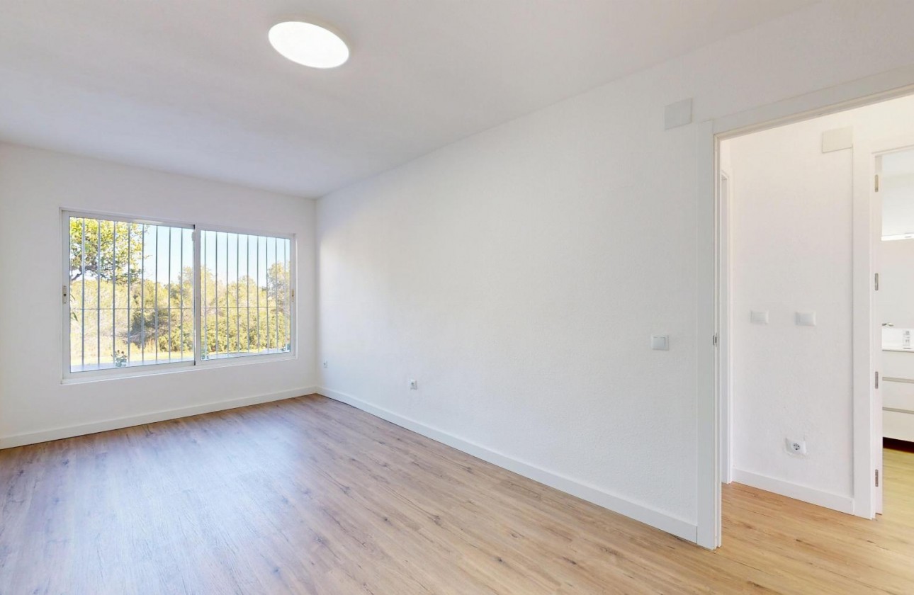 Resale - Bungalow - Orihuela Costa - Villamartín