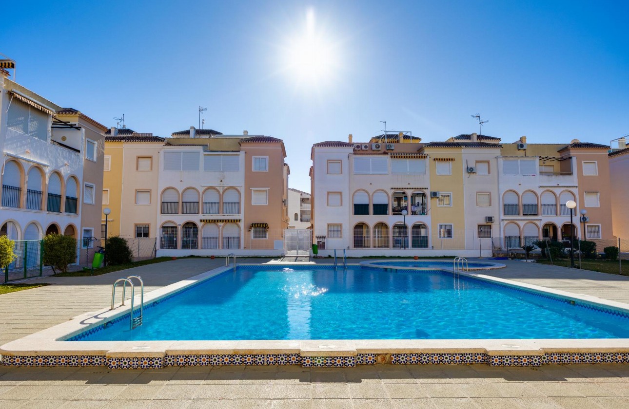 Resale - Bungalow - Torrevieja - playa de los naufragos