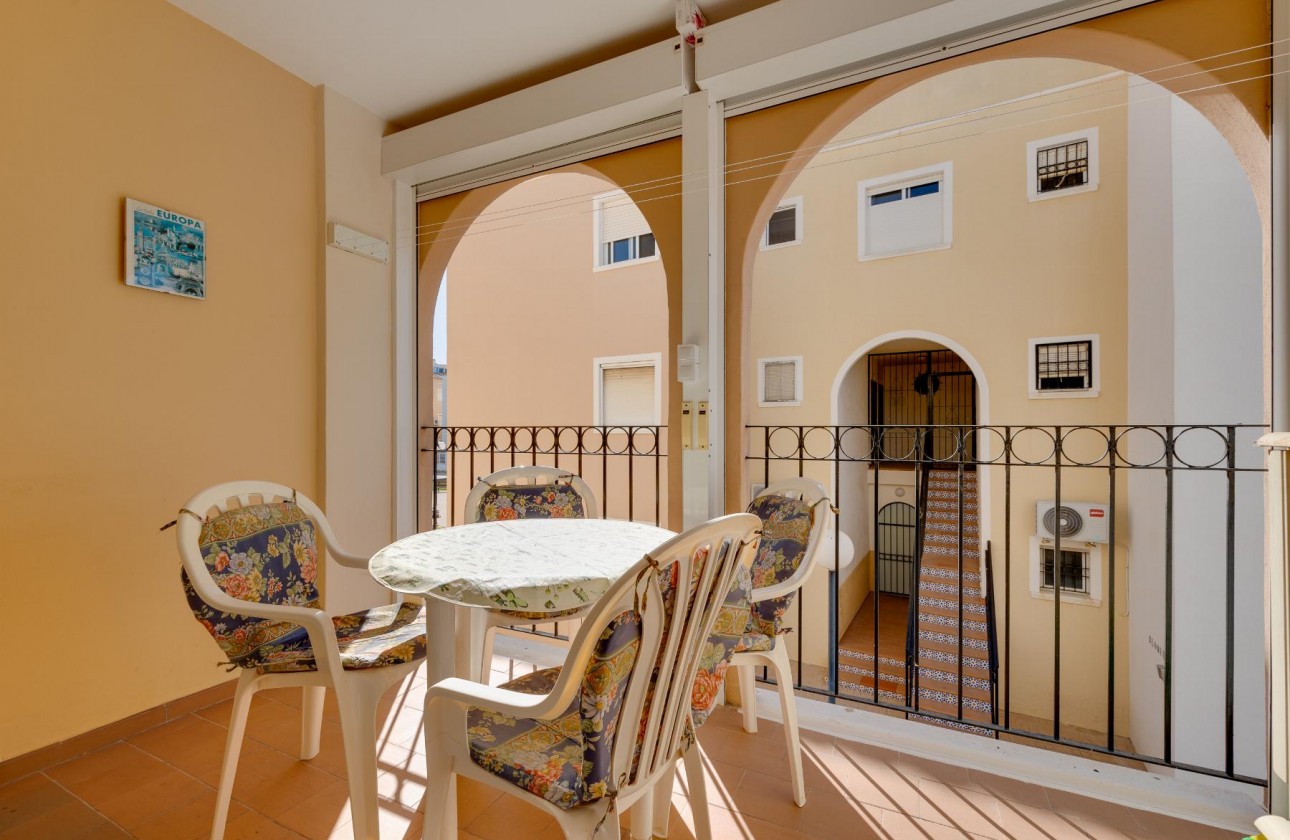 Resale - Bungalow - Torrevieja - playa de los naufragos