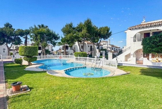 Resale - Bungalow - Torrevieja - Torreblanca