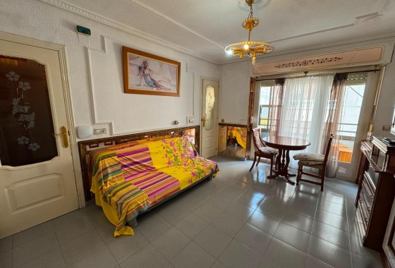Reventa - Apartamento / piso - Torrevieja - Centro