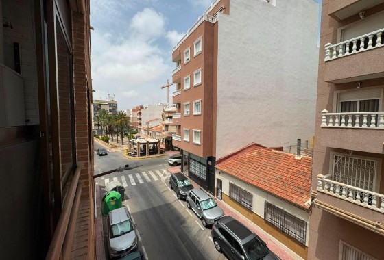Reventa - Apartamento / piso - Torrevieja - Centro