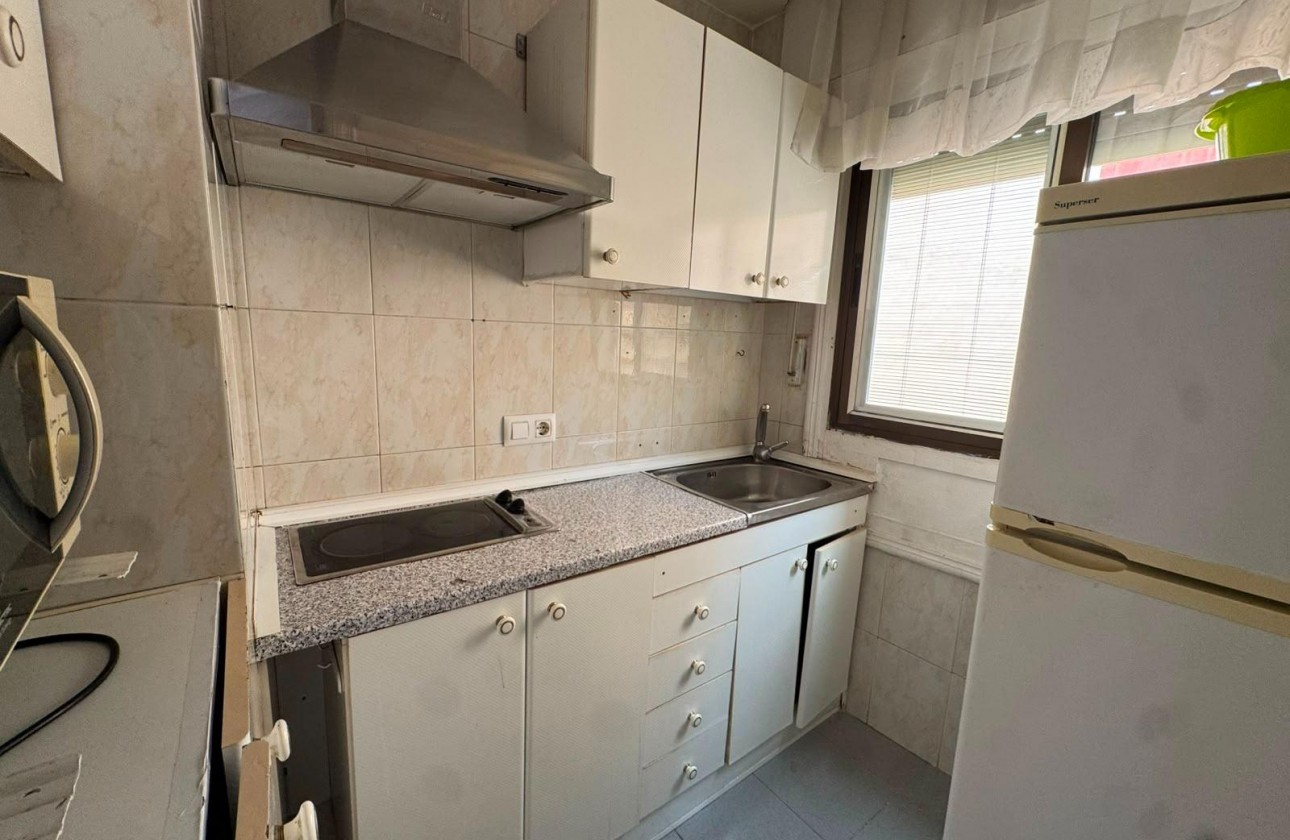 Reventa - Apartamento / piso - Torrevieja - Centro