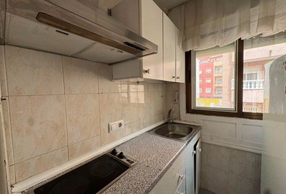 Reventa - Apartamento / piso - Torrevieja - Centro
