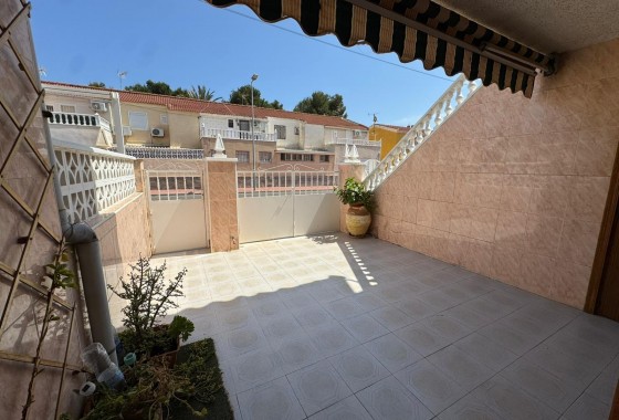 Resale - Bungalow - Torrevieja - Playa de los Naufragos