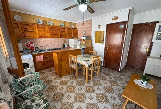 Resale - Bungalow - Torrevieja - Playa de los Naufragos