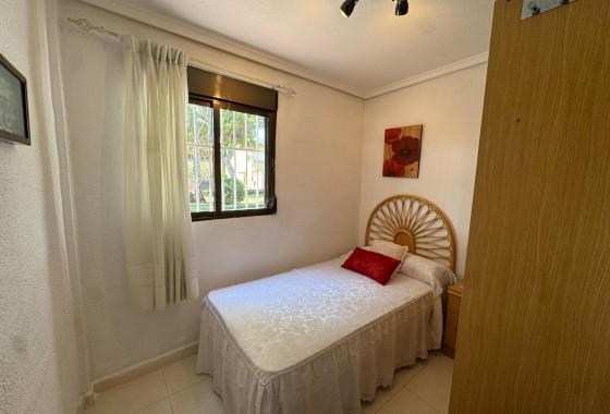 Resale - Bungalow - Torrevieja - Playa de los Naufragos