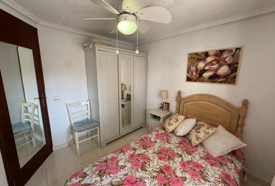 Resale - Bungalow - Torrevieja - Playa de los Naufragos