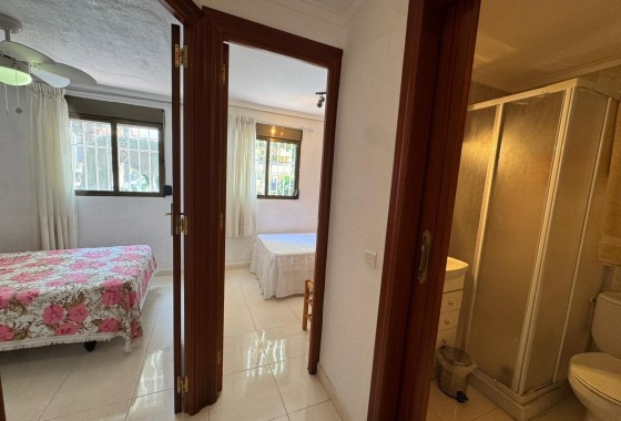 Resale - Bungalow - Torrevieja - Playa de los Naufragos