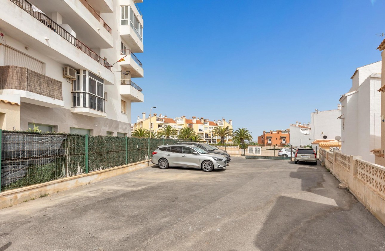 Resale - Apartment / flat - Torrevieja - Torreblanca