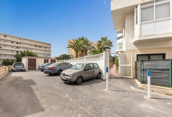 Resale - Apartment / flat - Torrevieja - Torreblanca
