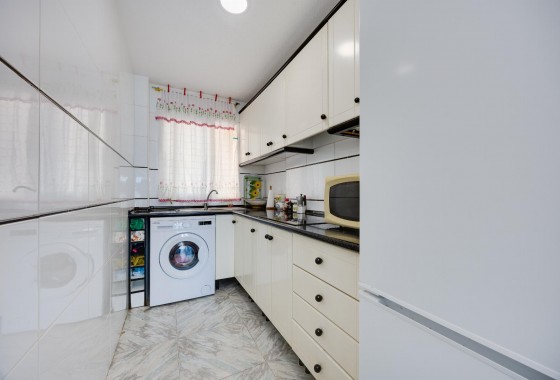Resale - Apartment / flat - Torrevieja - Torre del moro