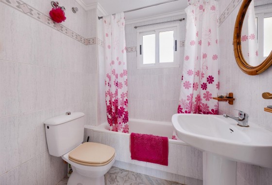 Resale - Apartment / flat - Torrevieja - Torre del moro
