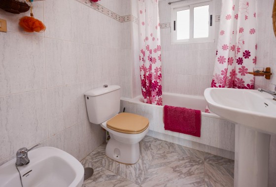 Resale - Apartment / flat - Torrevieja - Torre del moro