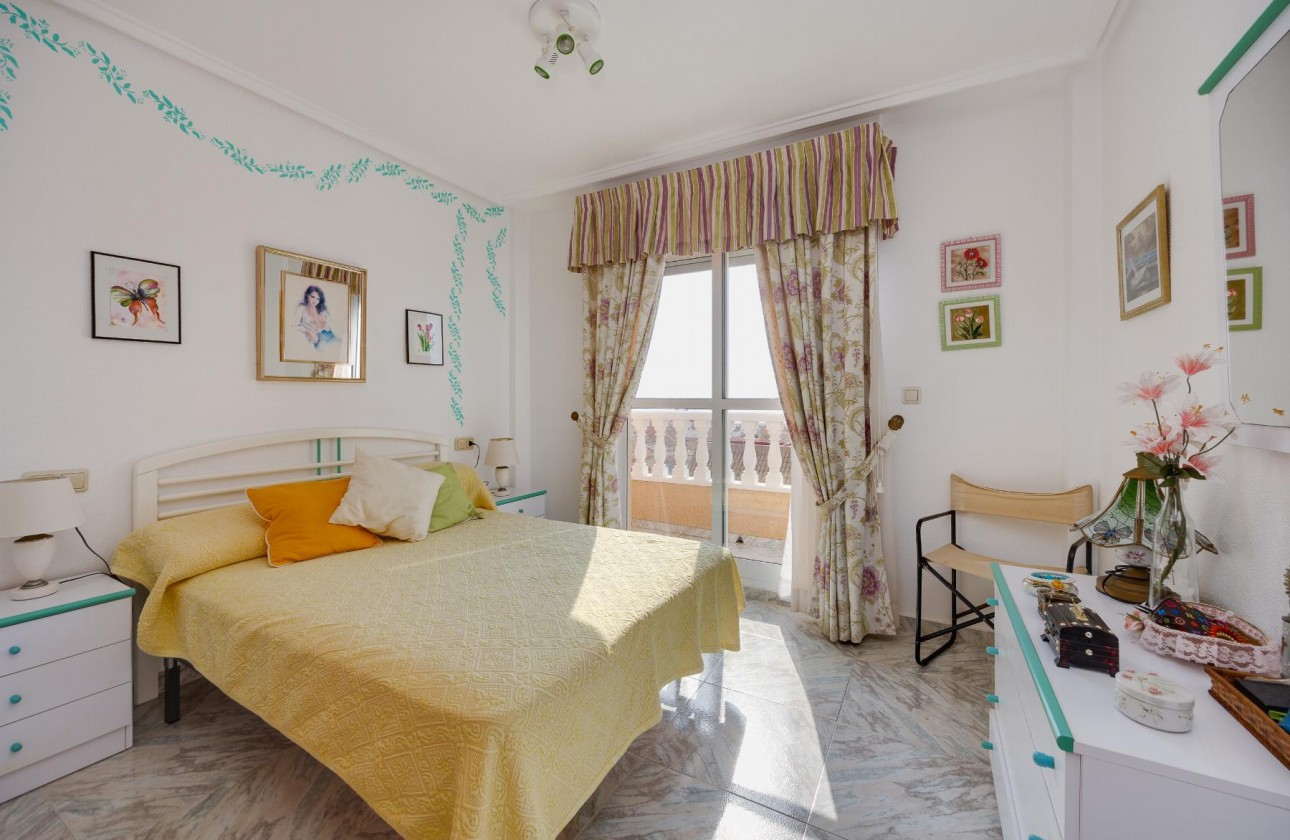 Resale - Apartment / flat - Torrevieja - Torre del moro