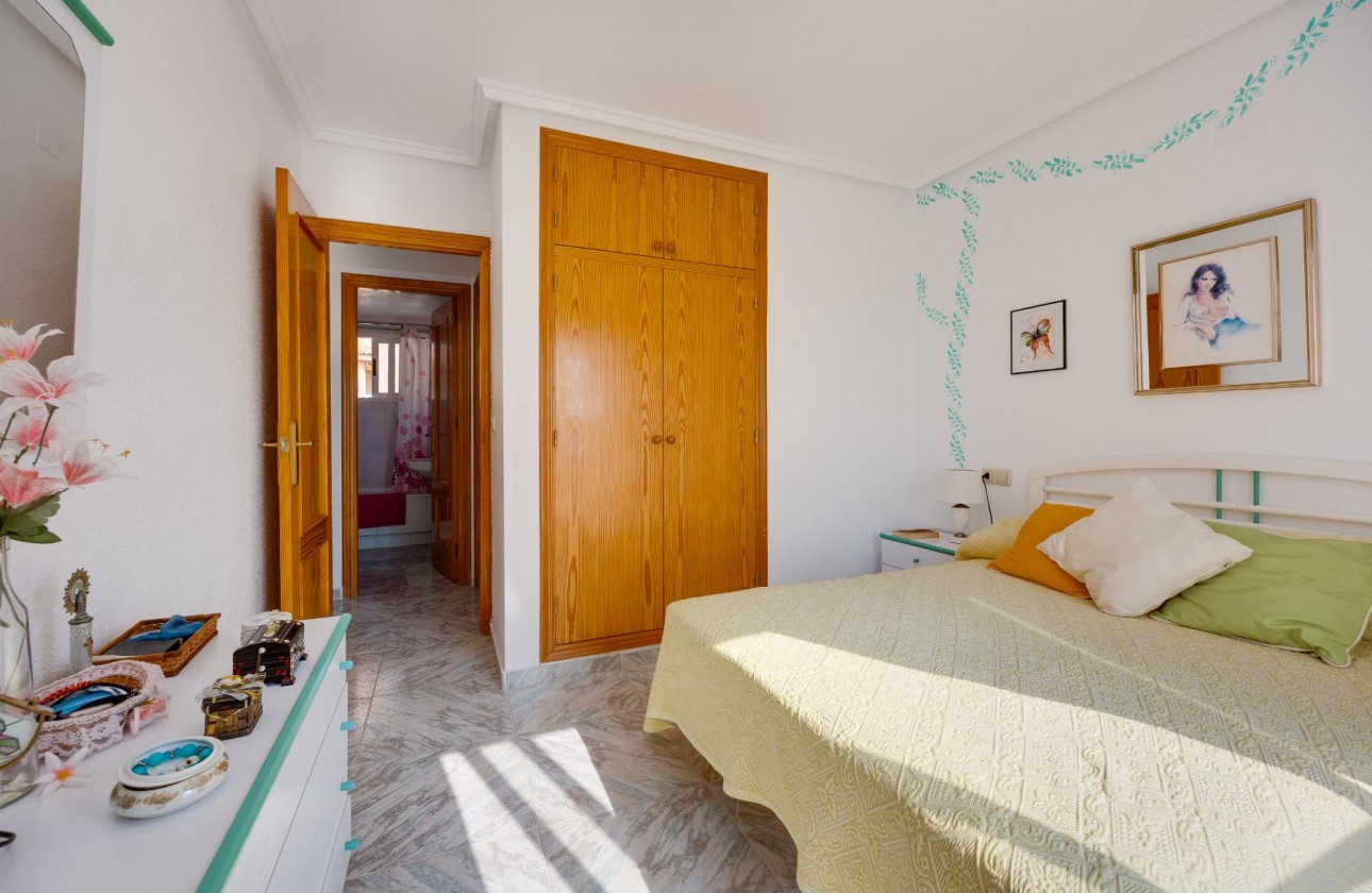 Resale - Apartment / flat - Torrevieja - Torre del moro