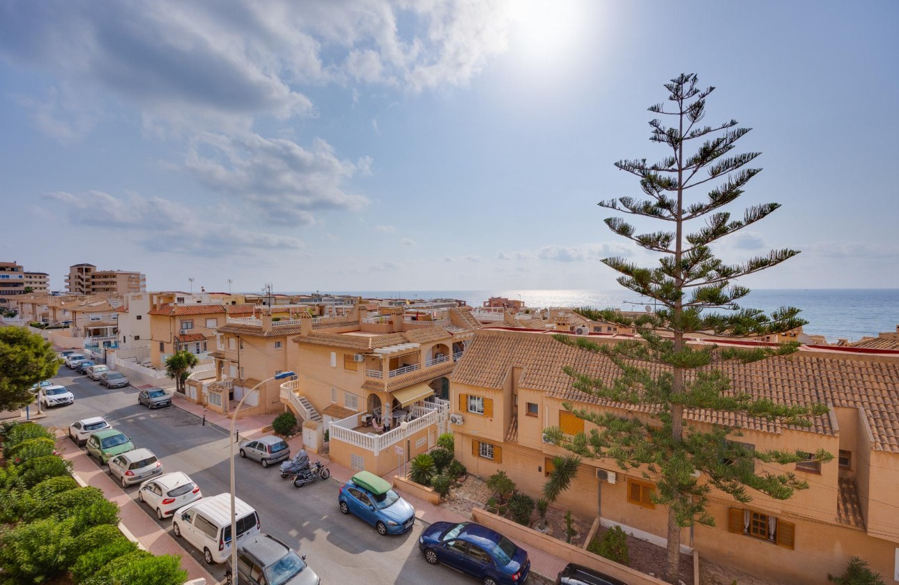 Resale - Apartment / flat - Torrevieja - Torre del moro