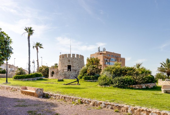 Resale - Apartment / flat - Torrevieja - Torre del moro