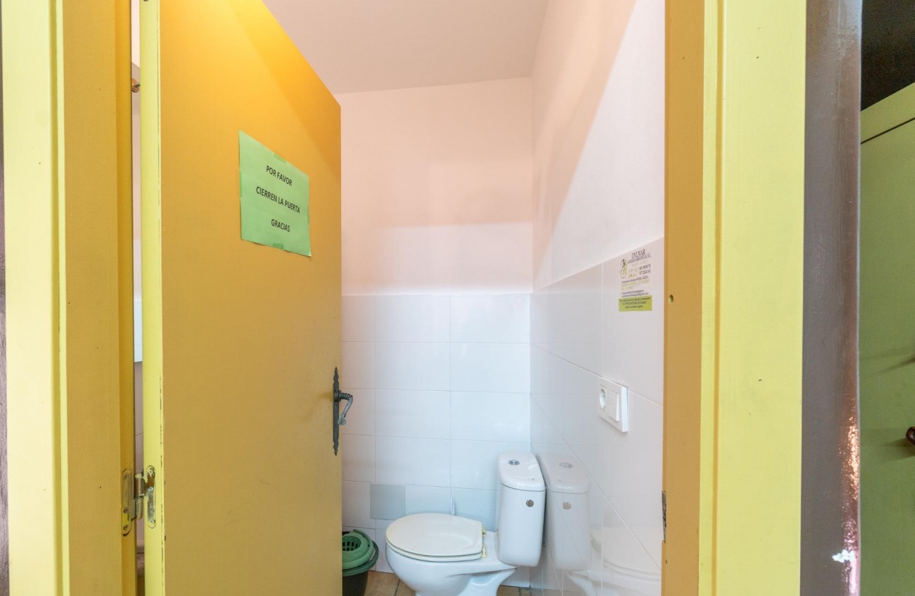 Revente - Commercial - Torrevieja - Paseo maritimo