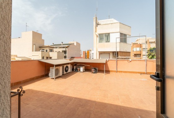 Revente - Commercial - Torrevieja - Paseo maritimo