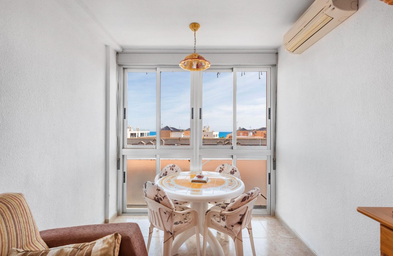Revente - Appartement - Torrevieja - La Mata pueblo