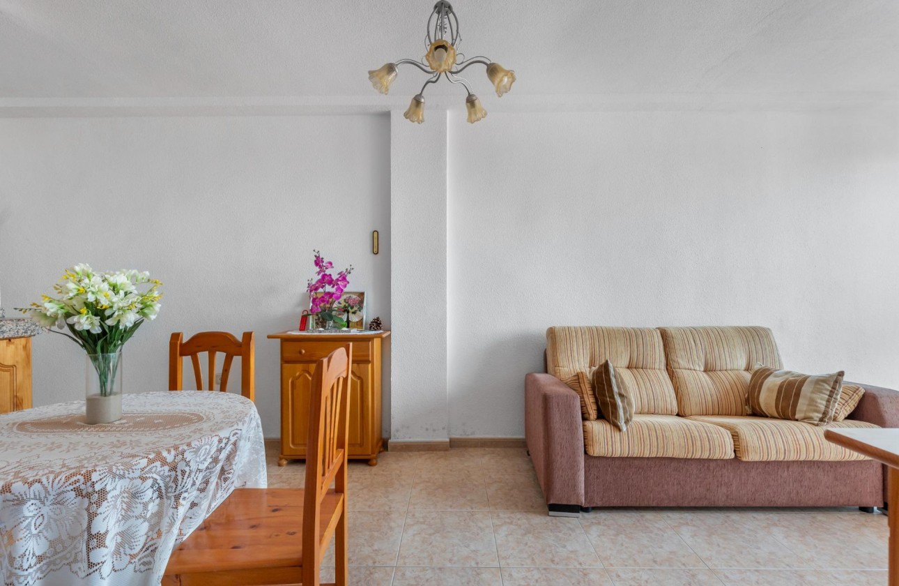 Revente - Appartement - Torrevieja - La Mata pueblo